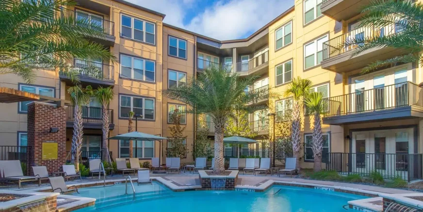 35-folly-apartments-charleston-sc-tempered-resort-style-salt-water-pool
