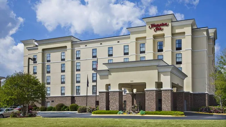 Hampton-Inn-Columbia-Exterior